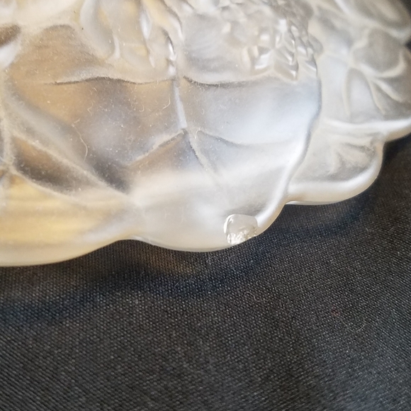 Fenton Water Lily Satin Glass Footed Candy Dish - Picture 8 of 16